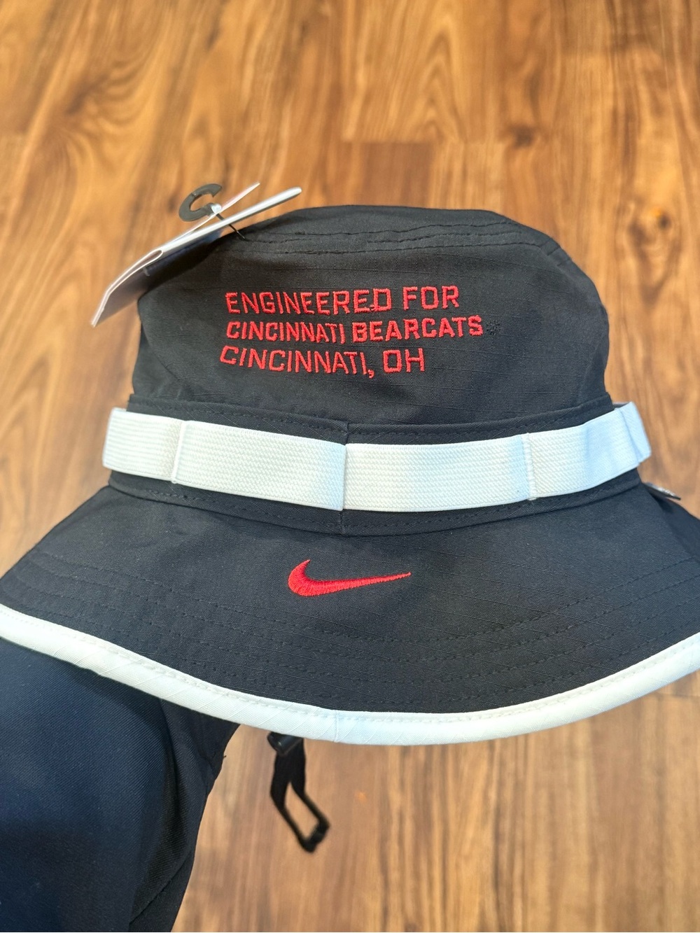 Nike Mens's Cincinnati Bearcats Black Dri-Fit Apex Boonie Bucket Hat Size M